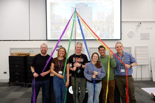 DisCouRSE Network+ Logo